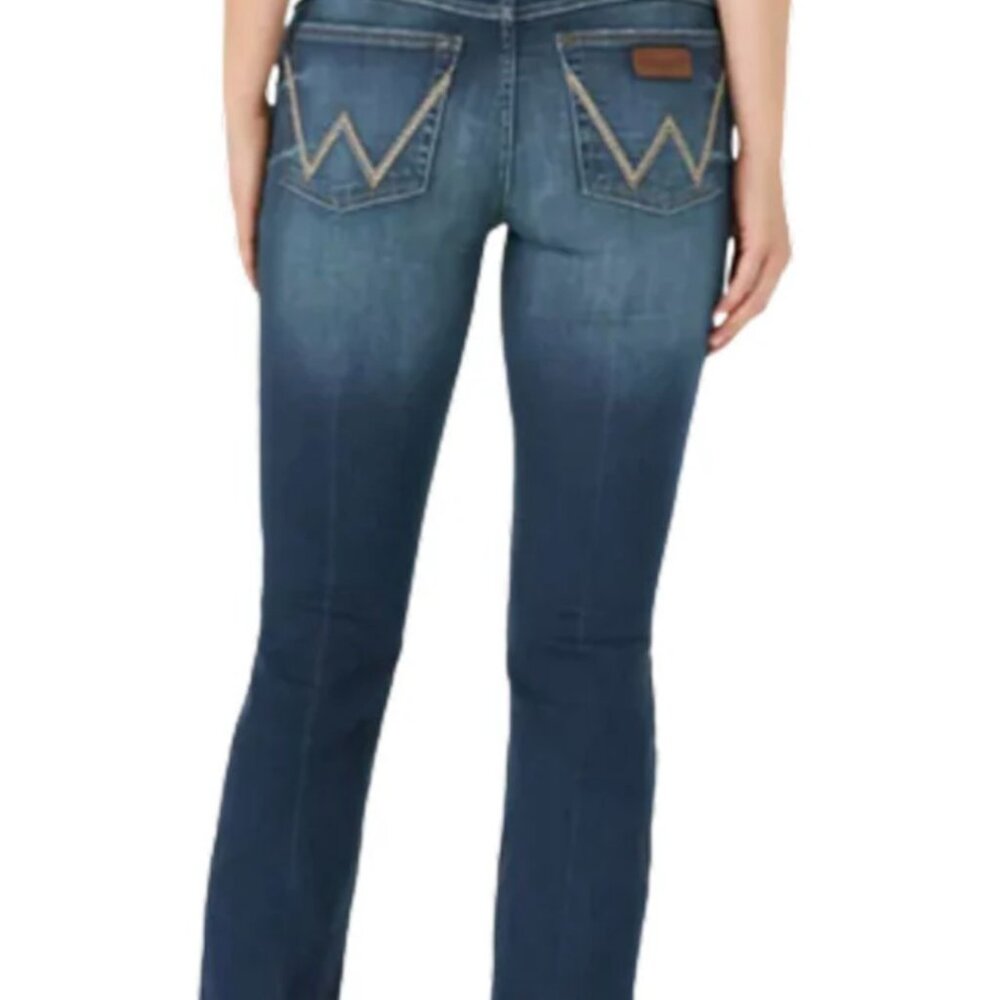 Wrangler Women's Retro Mae Mid Rise Boot Cut Jean